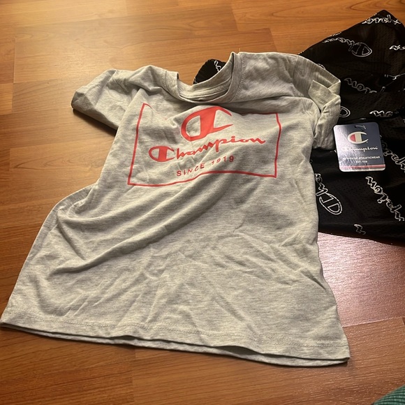 NWT champion tshirt and shorts size 7 - Picture 4 of 6